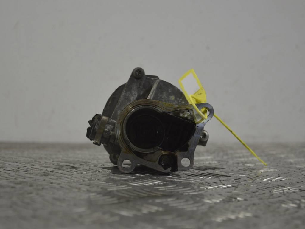 Насос вакуумный