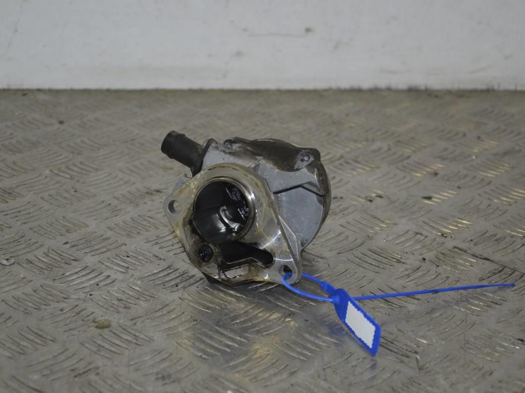 Насос вакуумный