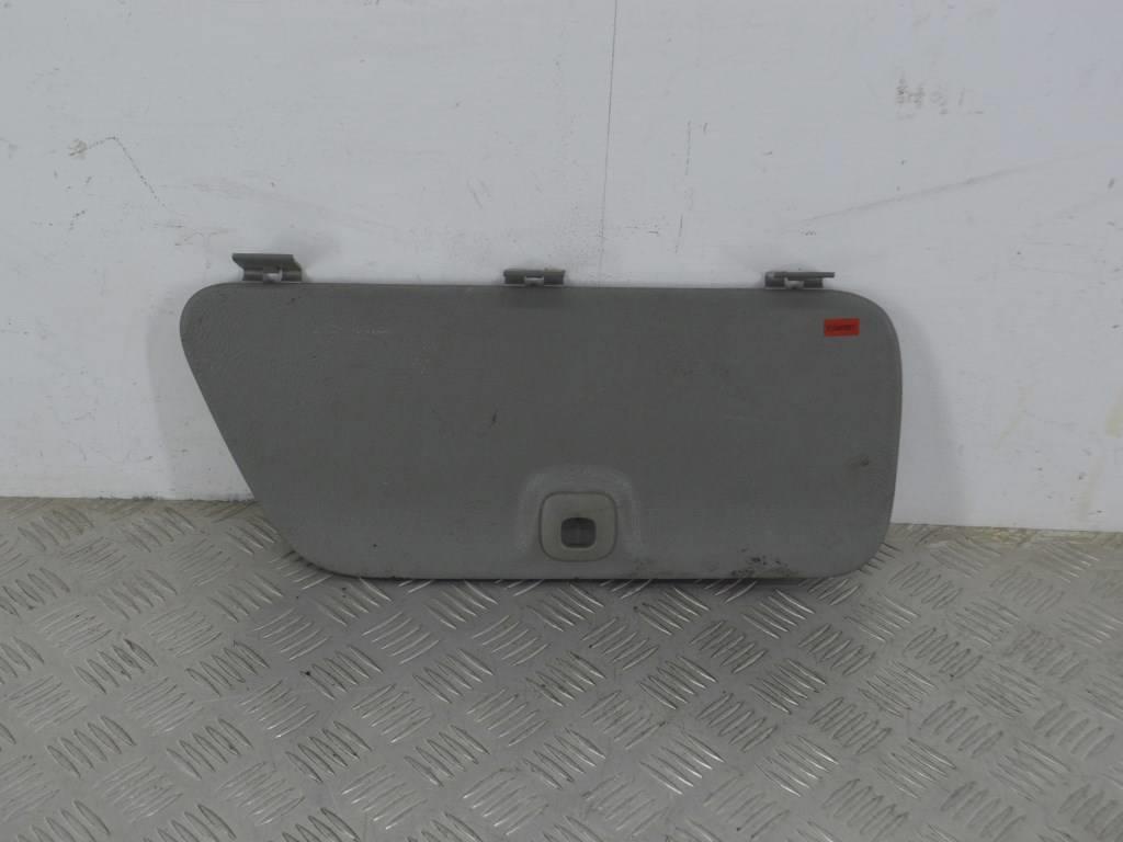 Обшивка багажника Renault Scenic 1 (1996-2003) 7700432285