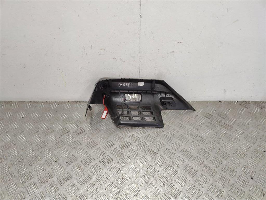 Обшивка багажника