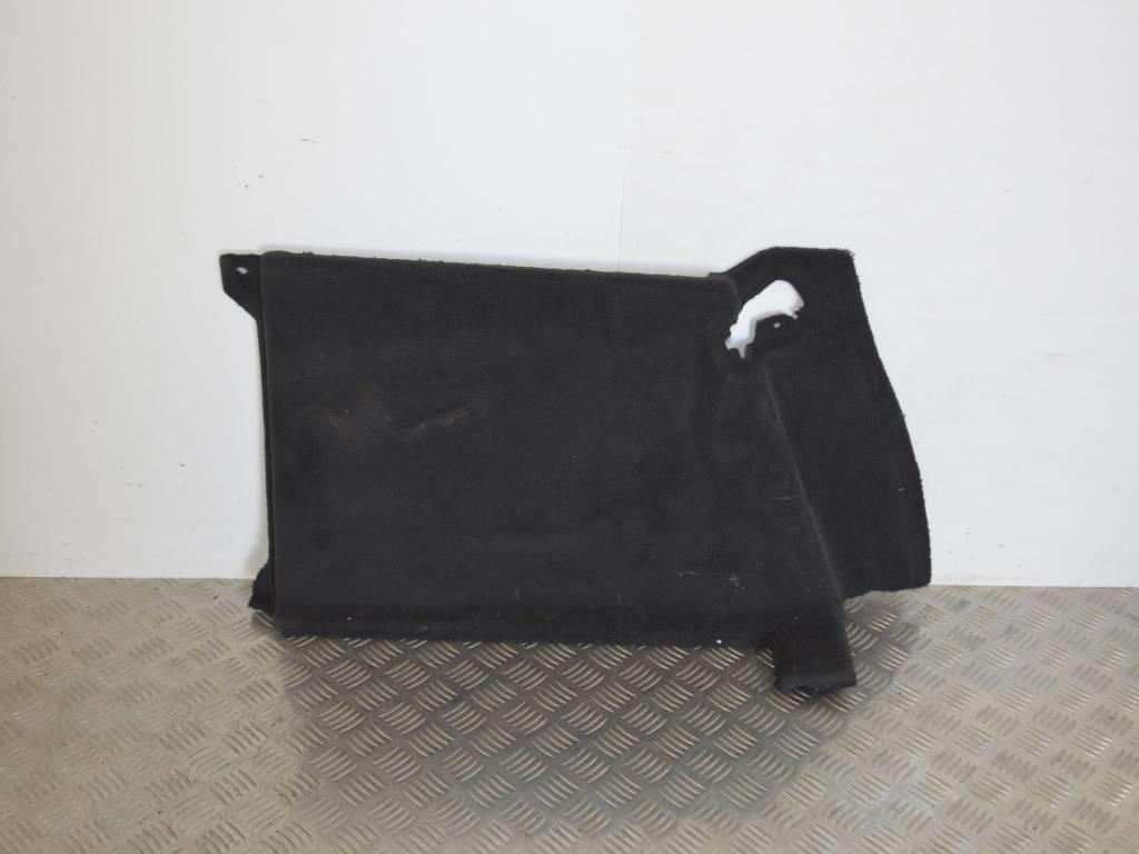 Обшивка багажника