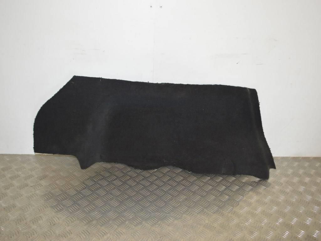 Обшивка багажника