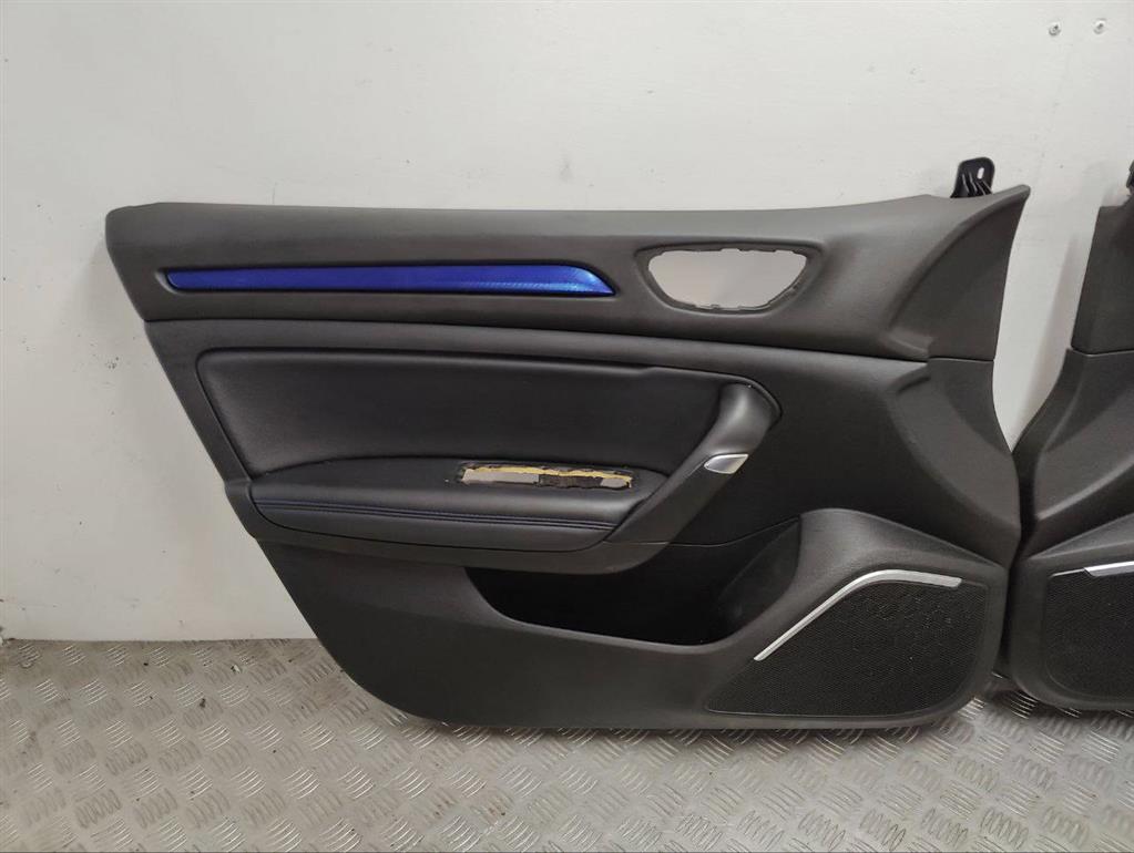 Обшивка двери (дверная карта) комплект