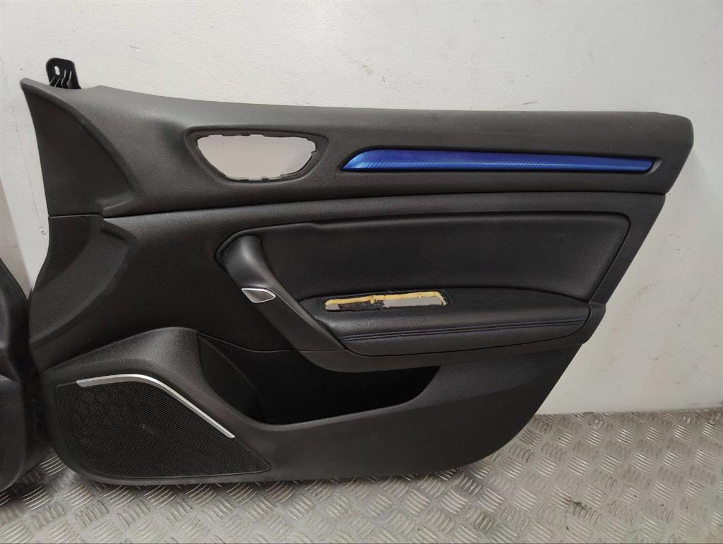 Обшивка двери (дверная карта) комплект