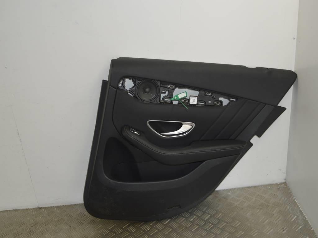 Обшивка двери задней правой (дверная карта)