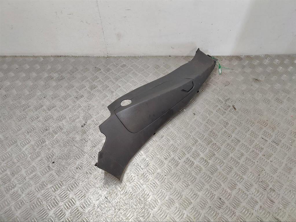 Обшивка салона