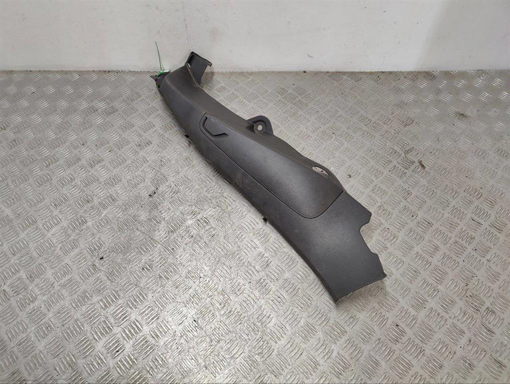 Обшивка салона