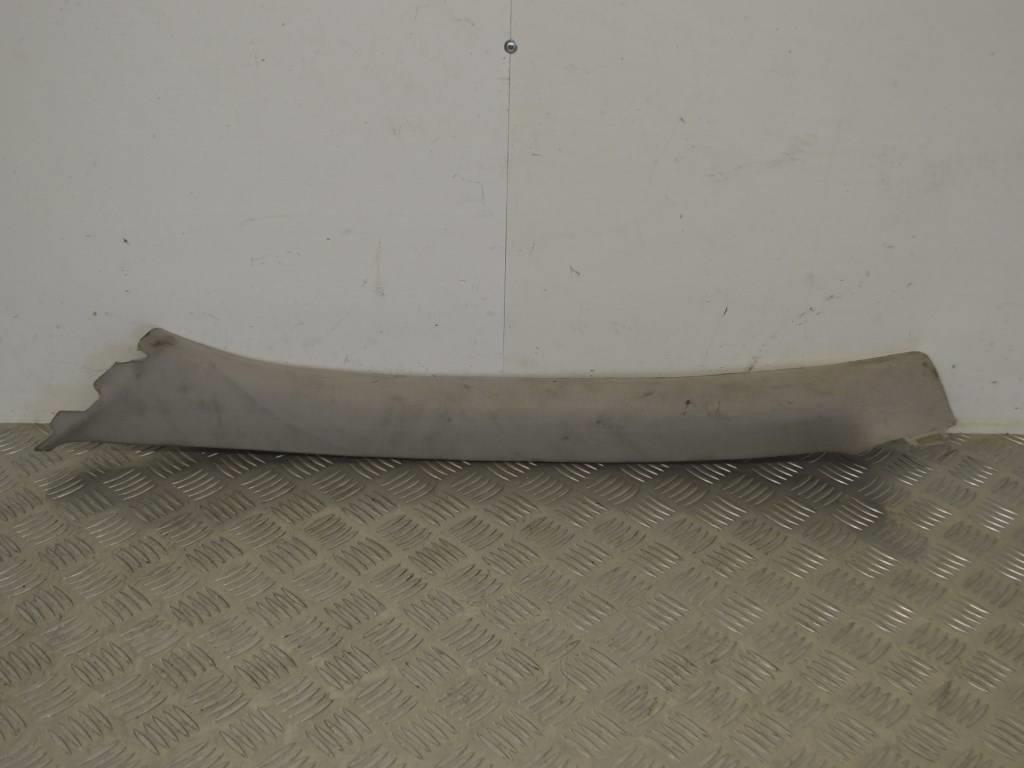 Обшивка стойки передней левой