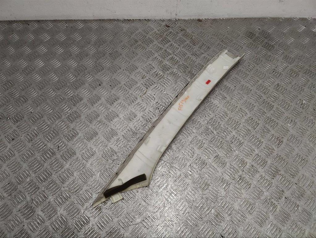 Обшивка стойки передней левой