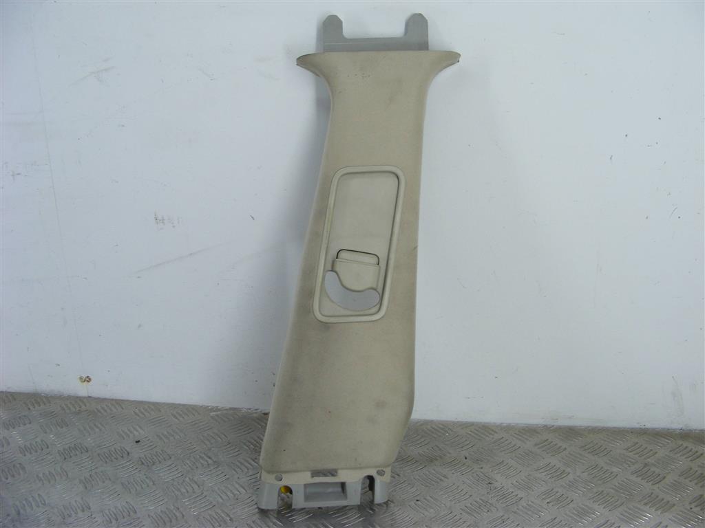 Обшивка стойки передней левой