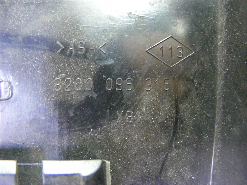 Обшивка стойки центральной правой