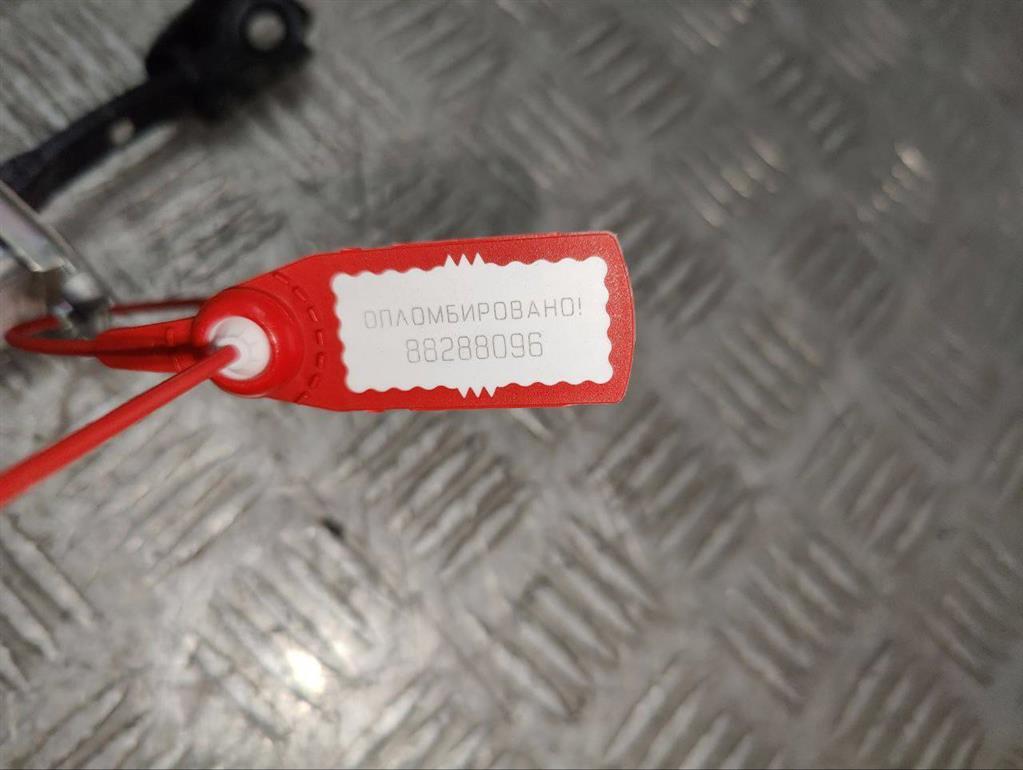 Ограничитель открывания двери передней