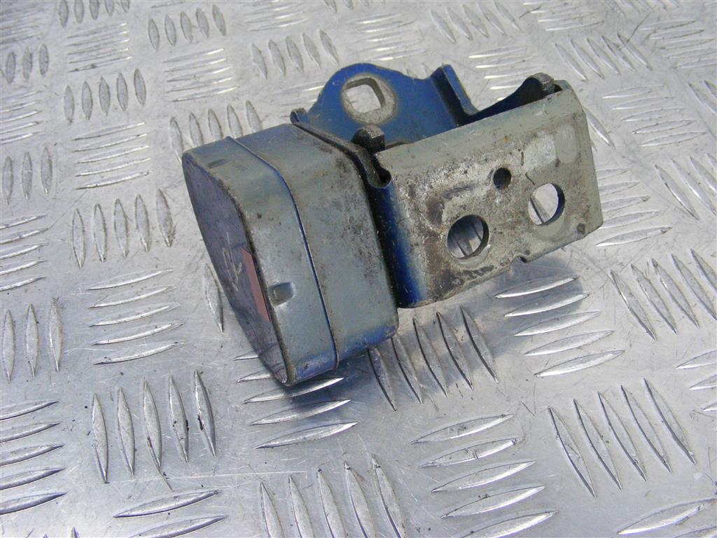 Ограничитель открывания двери Renault Megane 2 (2002-2008)