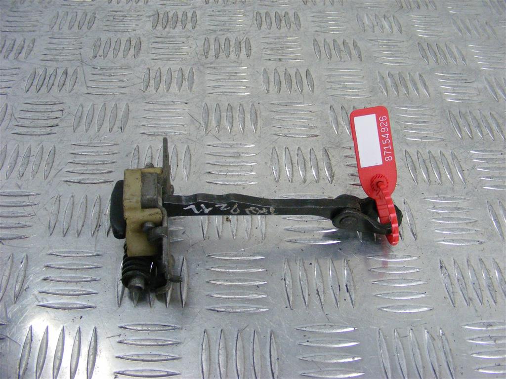 Ограничитель открывания двери