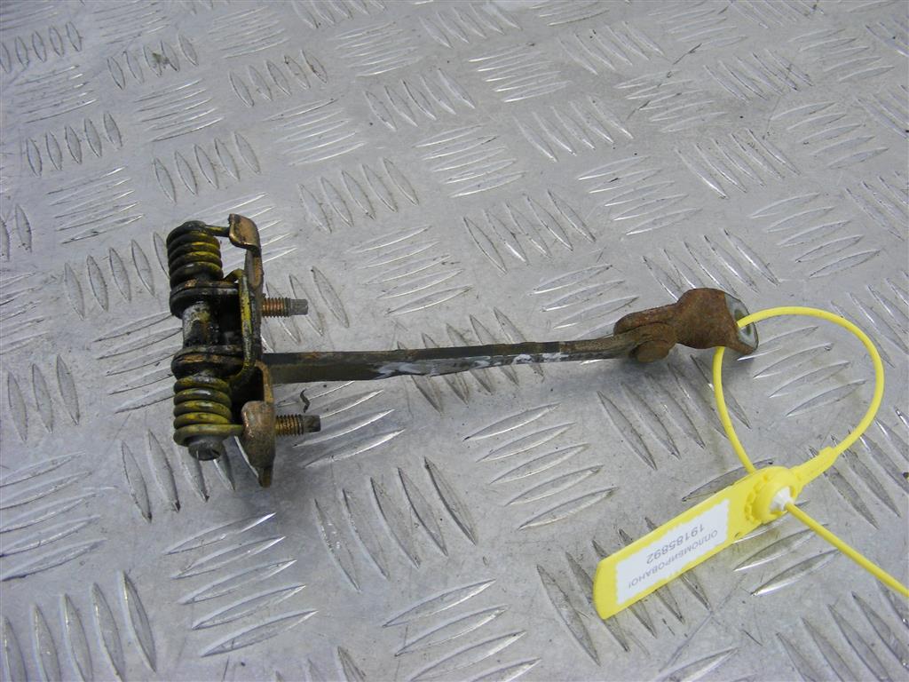 Ограничитель открывания двери