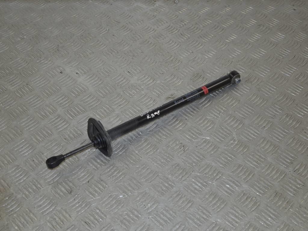 Ограничитель открывания двери задней