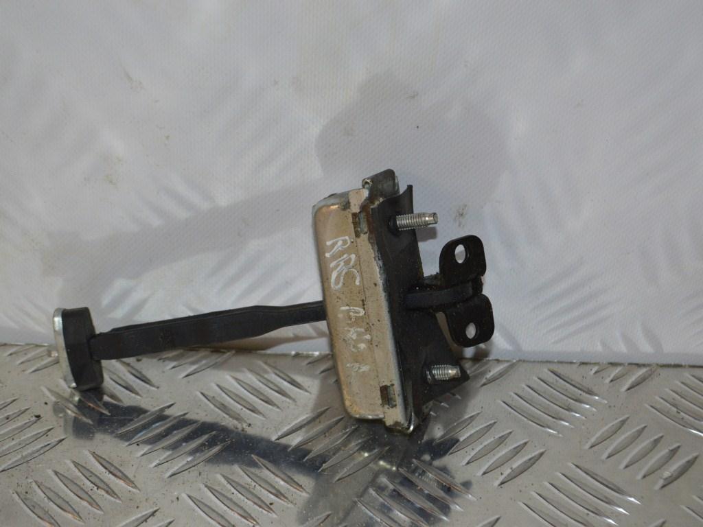 Ограничитель открывания двери