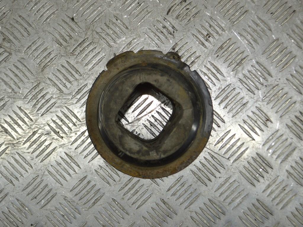 Опора амортизатора верхняя (чашка) Renault Scenic 1 (1996-2003)