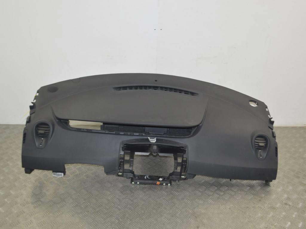 Панель передняя салона (торпедо) Renault Scenic 2 (2003-2009)