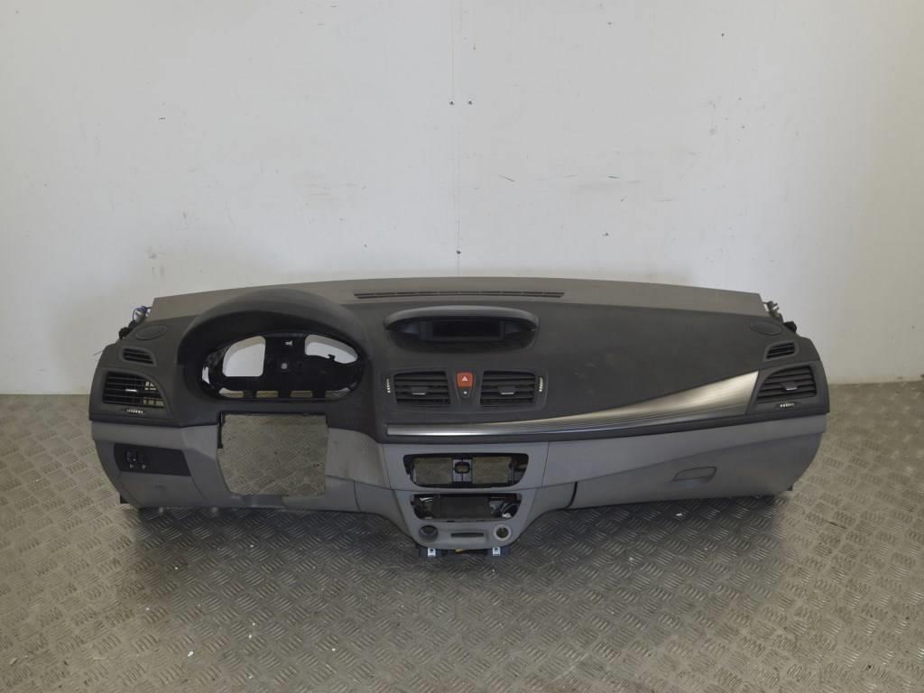 Панель передняя салона (торпедо)