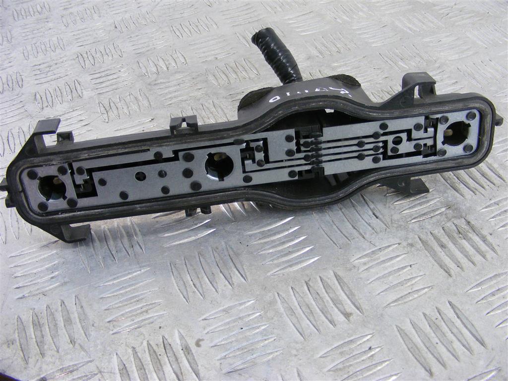 Панель (плата) фонаря заднего левого Renault Espace 4 (2003-2010) 89023832