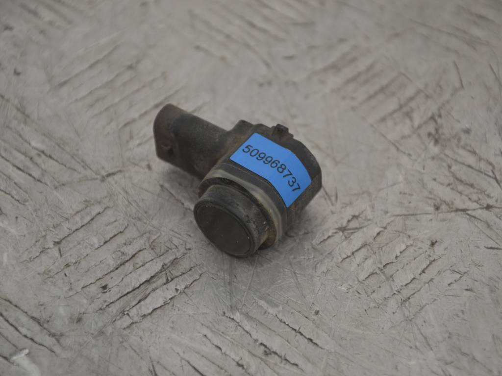 Парктроник передний