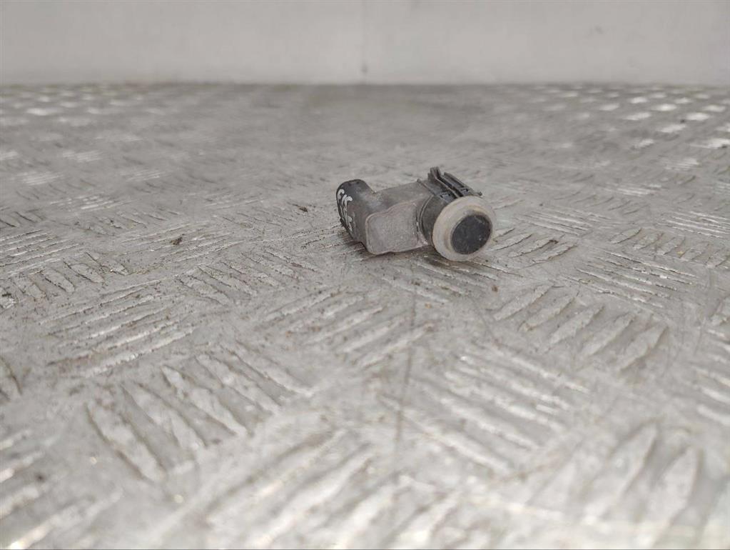 Парктроник задний