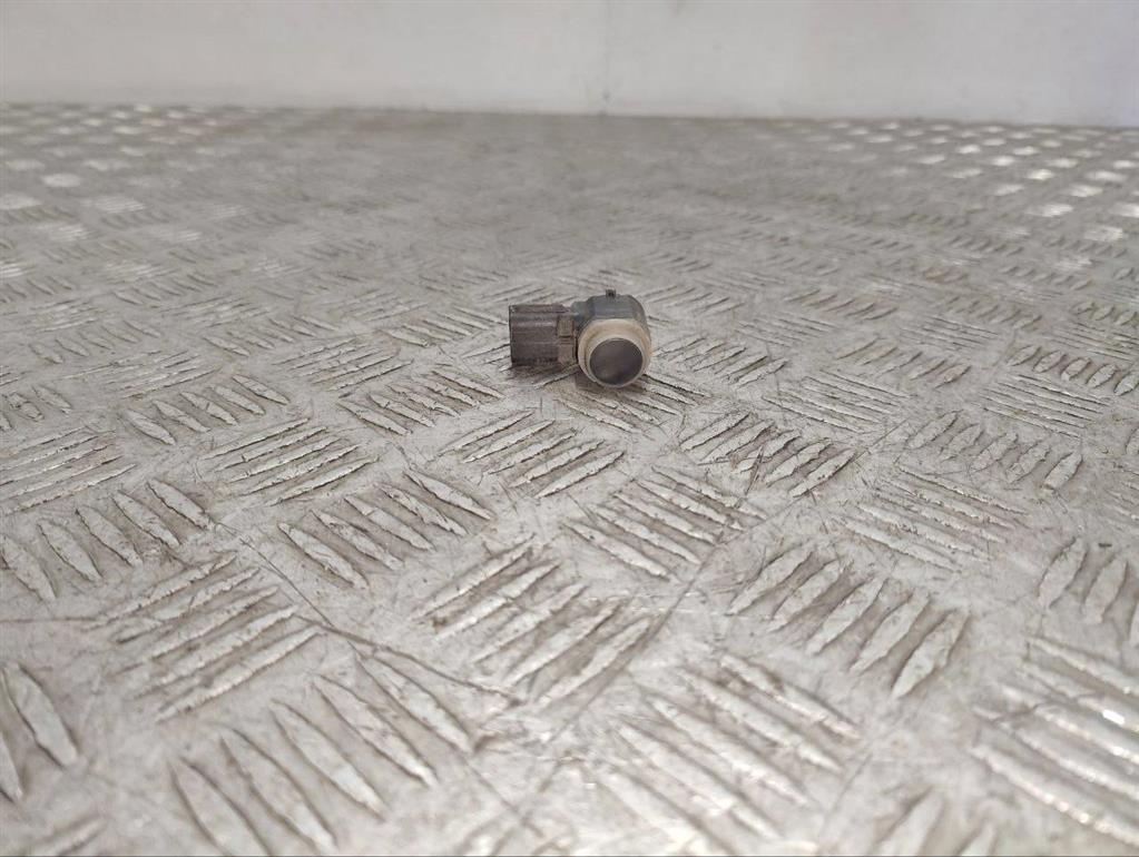 Парктроник задний