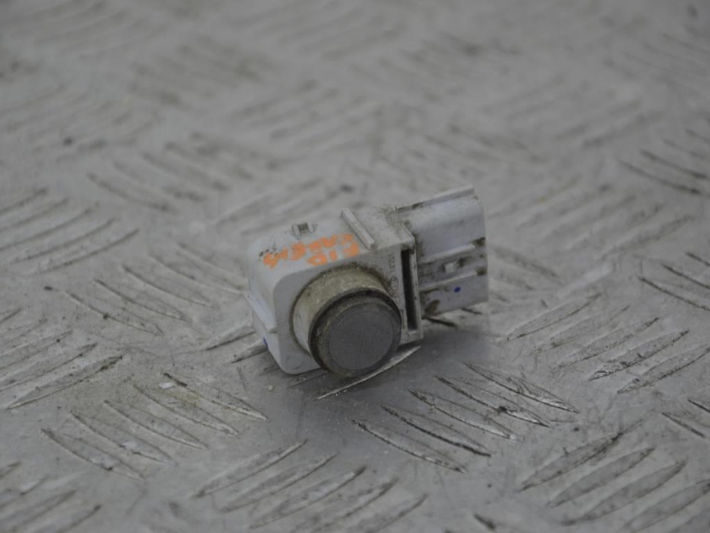 Парктроник задний