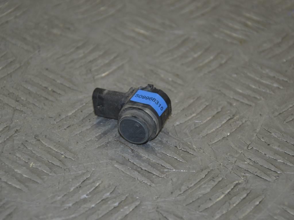 Парктроник задний