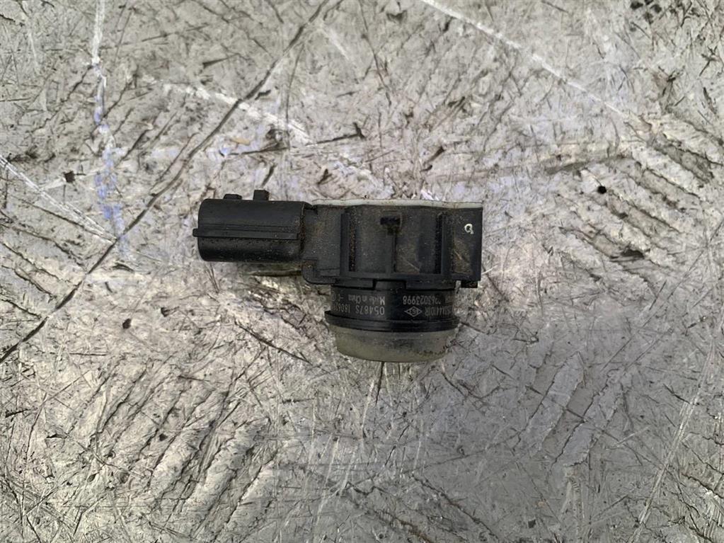 Парктроник задний