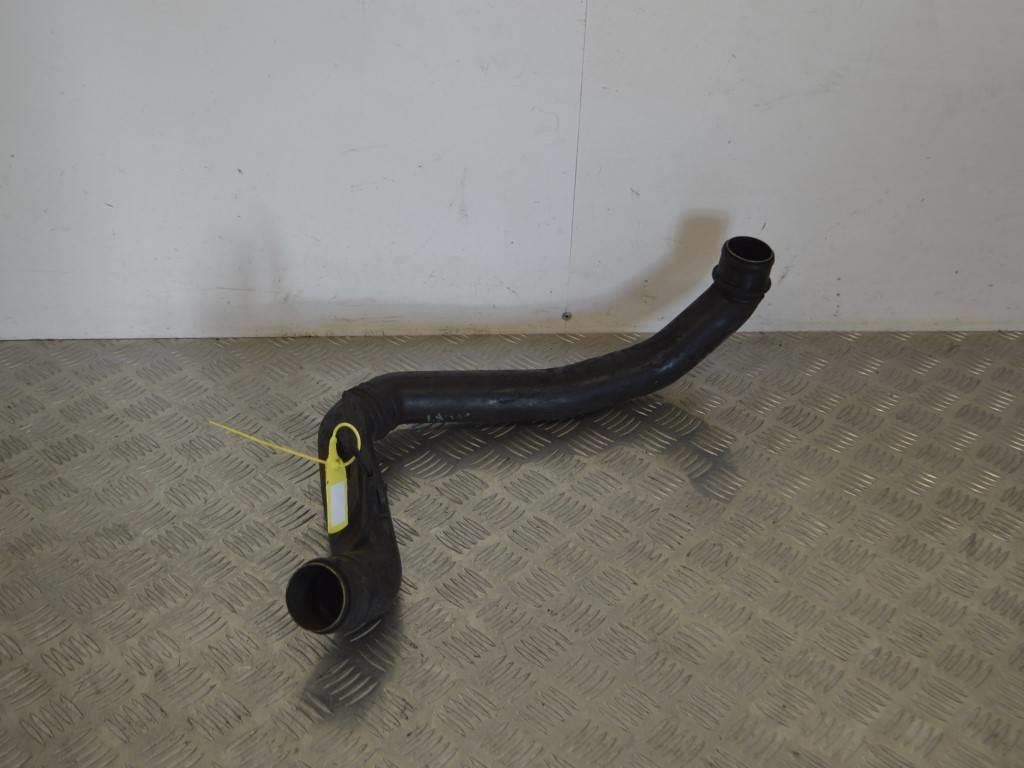 Патрубок интеркулера