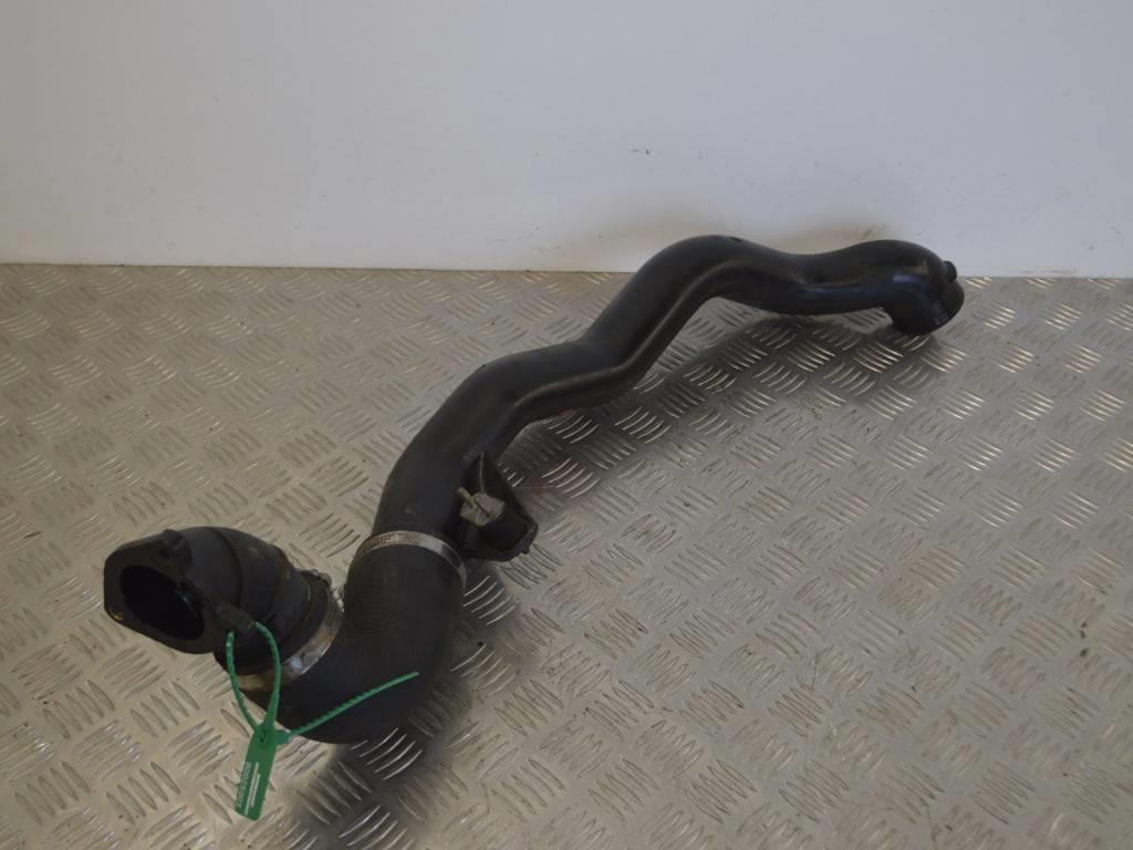 Патрубок интеркулера