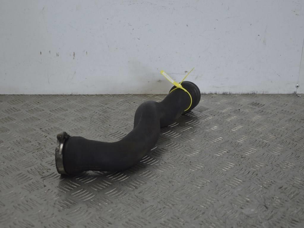 Патрубок интеркулера Renault Espace 3 (1996-2002) 7700109598