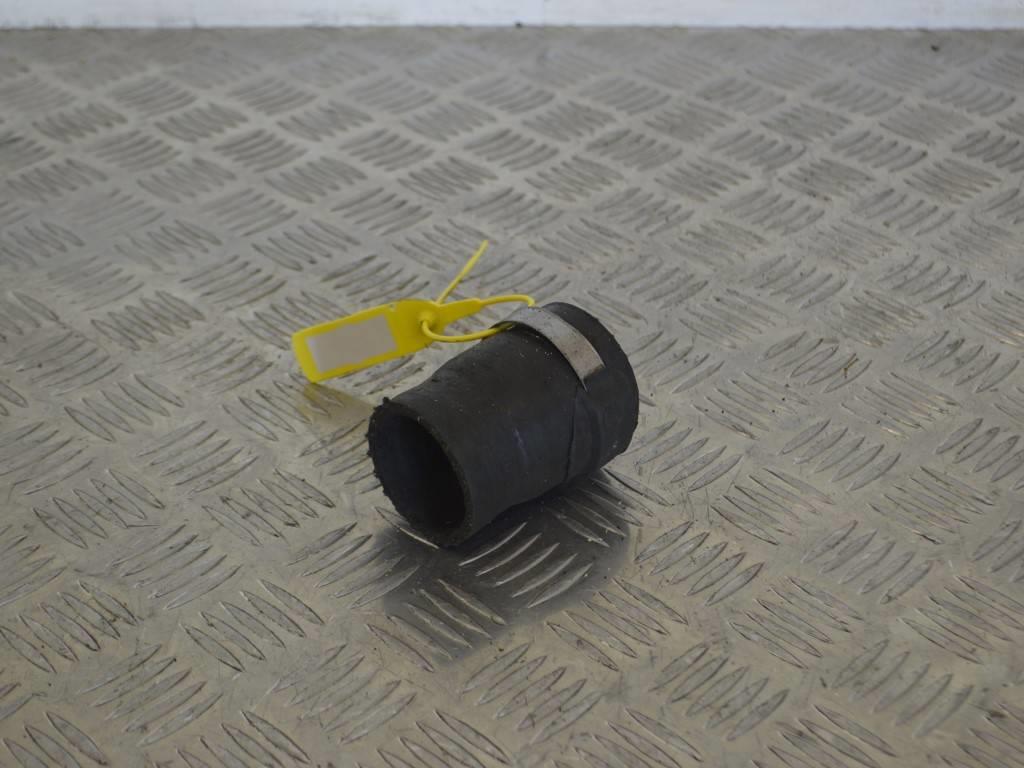 Патрубок интеркулера