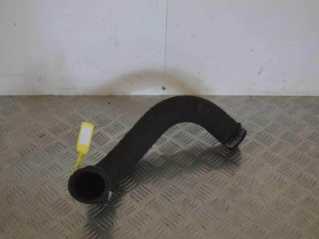 Патрубок интеркулера