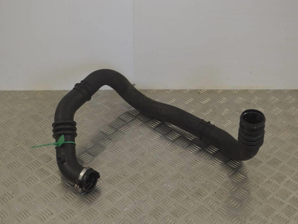 Патрубок интеркулера