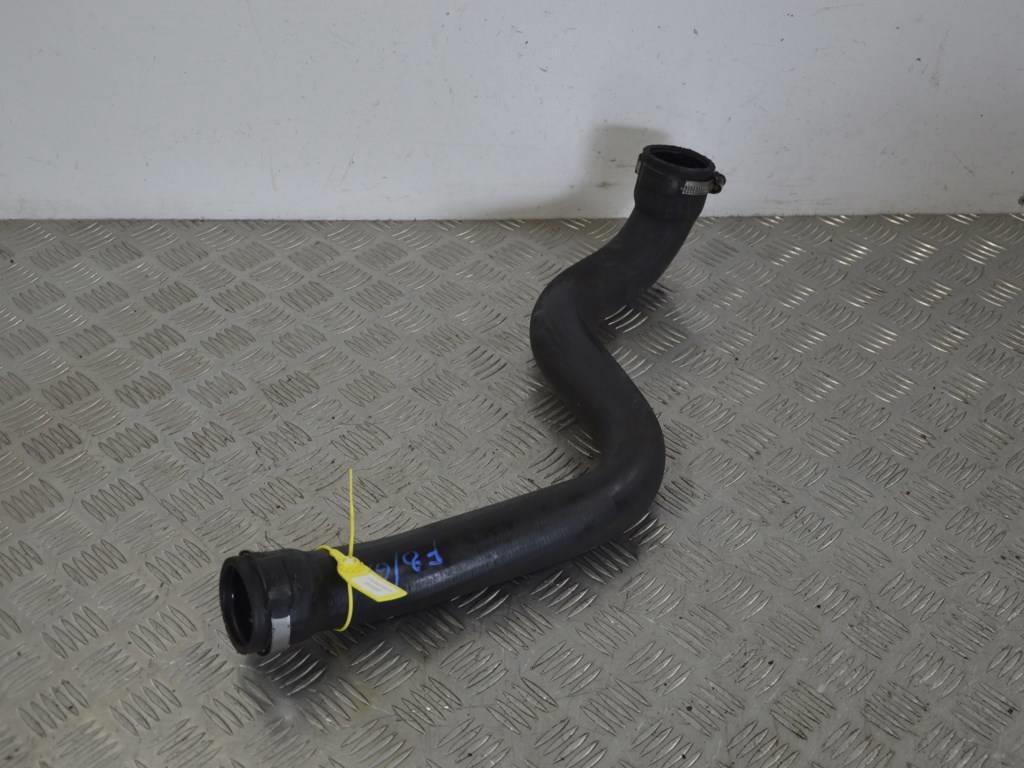 Патрубок интеркулера Renault Megane 2 (2002-2008) 800365310