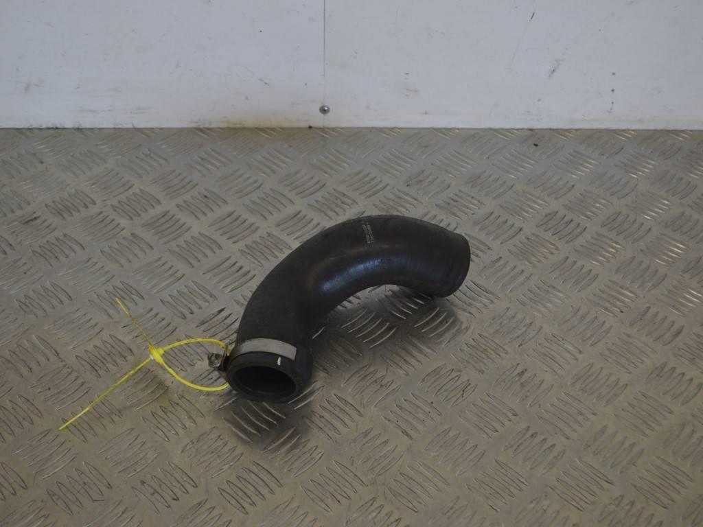 Патрубок интеркулера