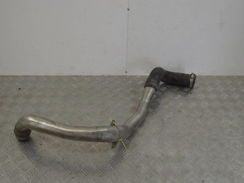 Патрубок интеркулера