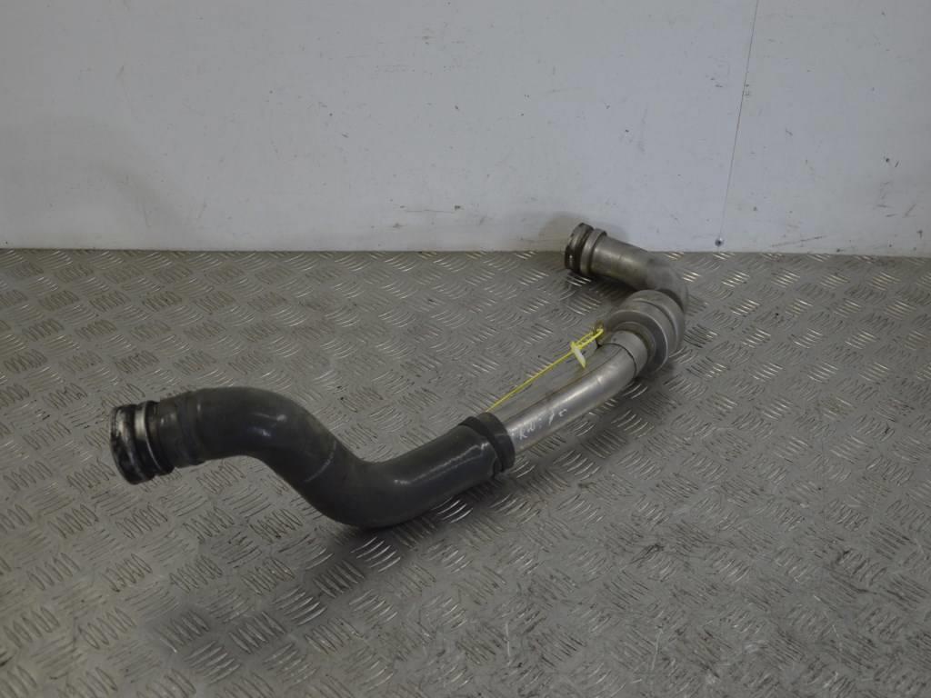 Патрубок интеркулера