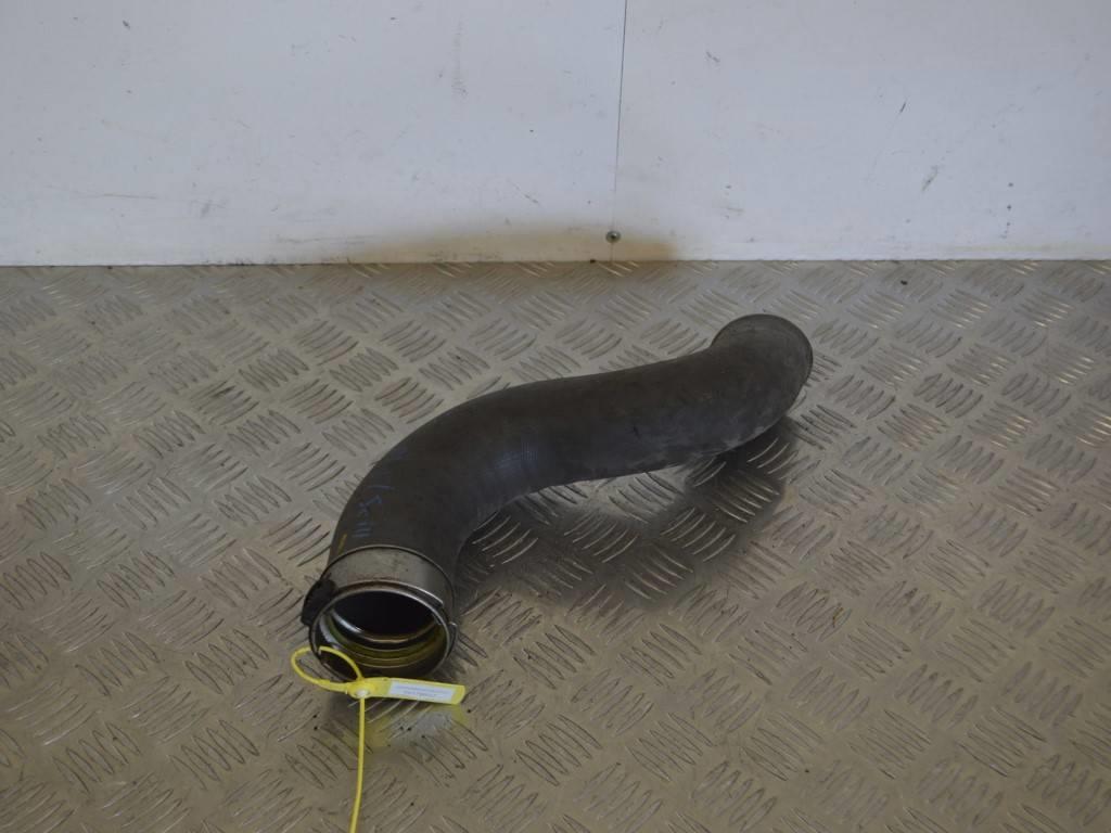 Патрубок интеркулера Renault Megane 3 (2008-2019)