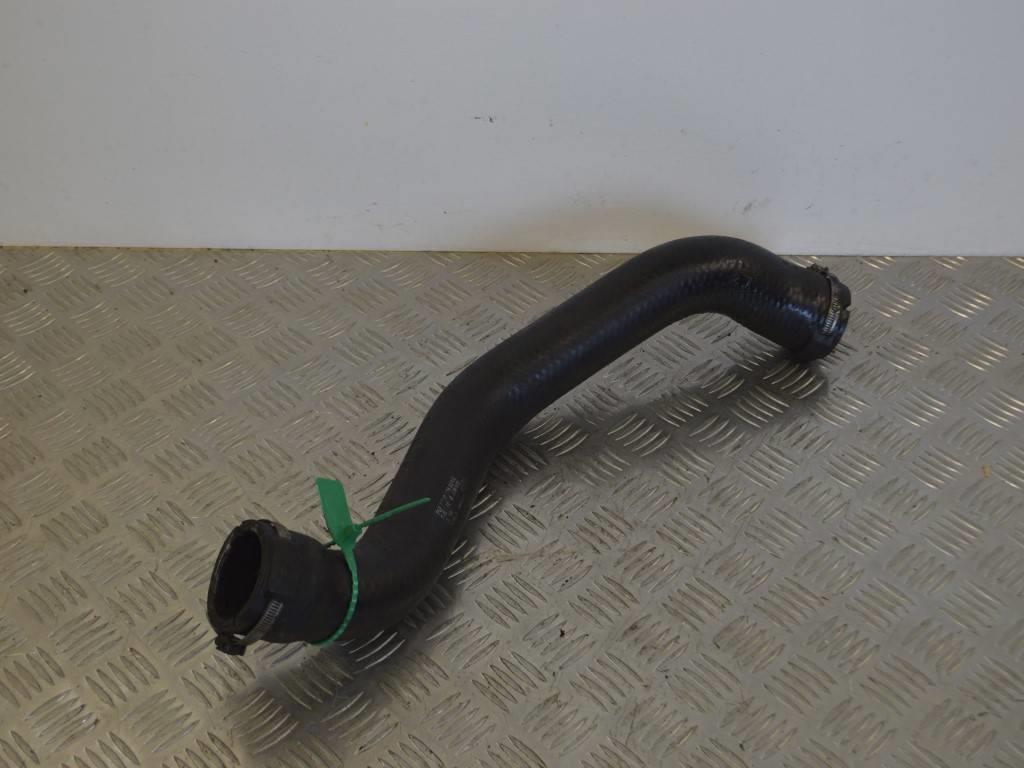 Патрубок интеркулера