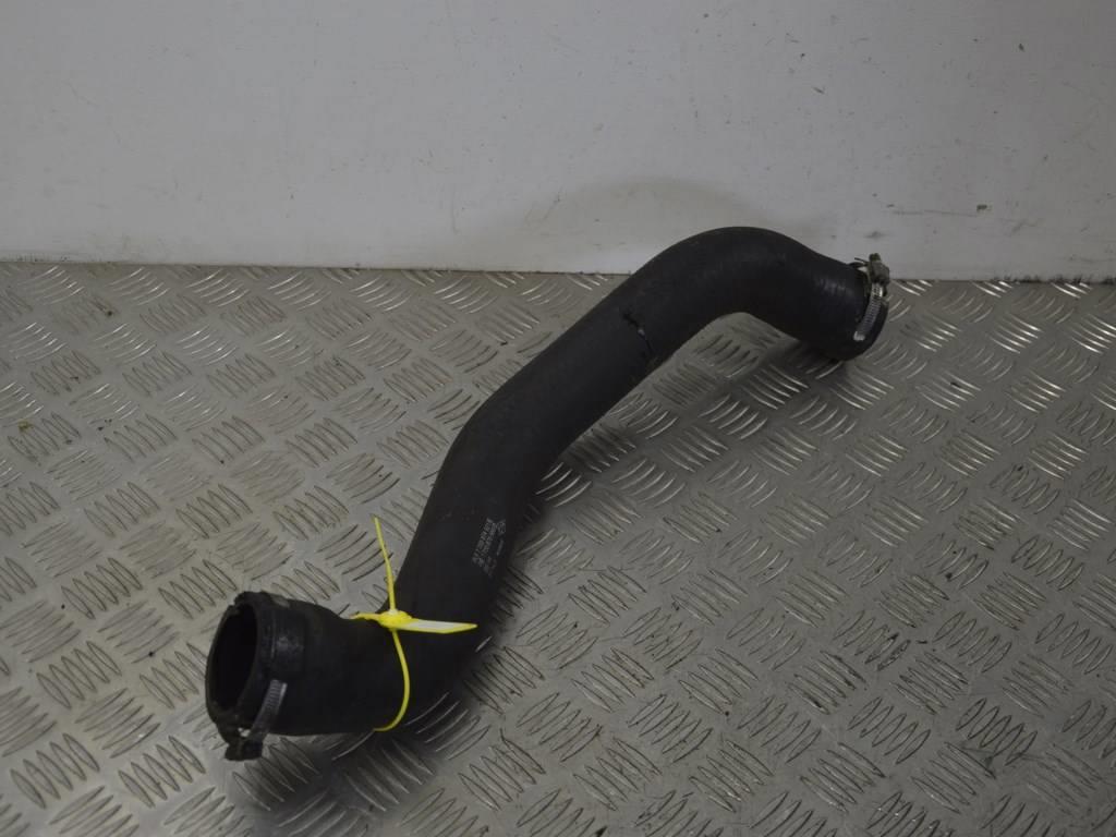 Патрубок интеркулера