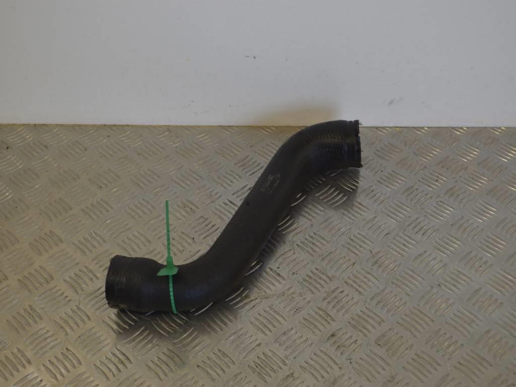 Патрубок интеркулера