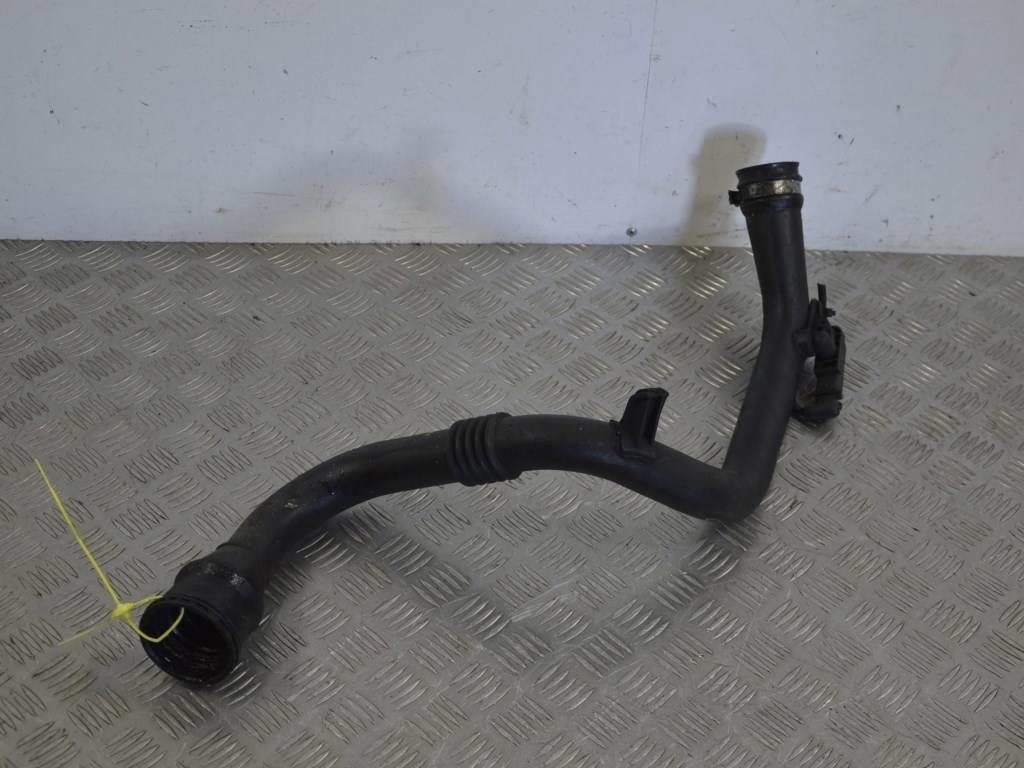 Патрубок интеркулера Renault Scenic 3 (2008-2015) 8200981497