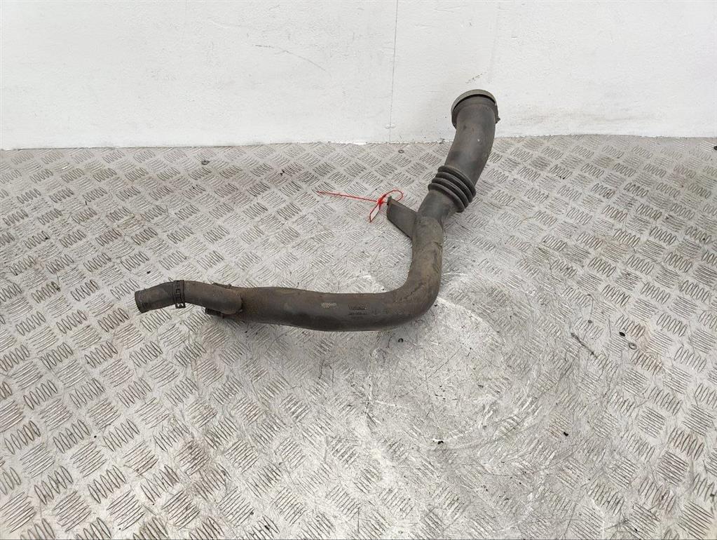 Патрубок интеркулера