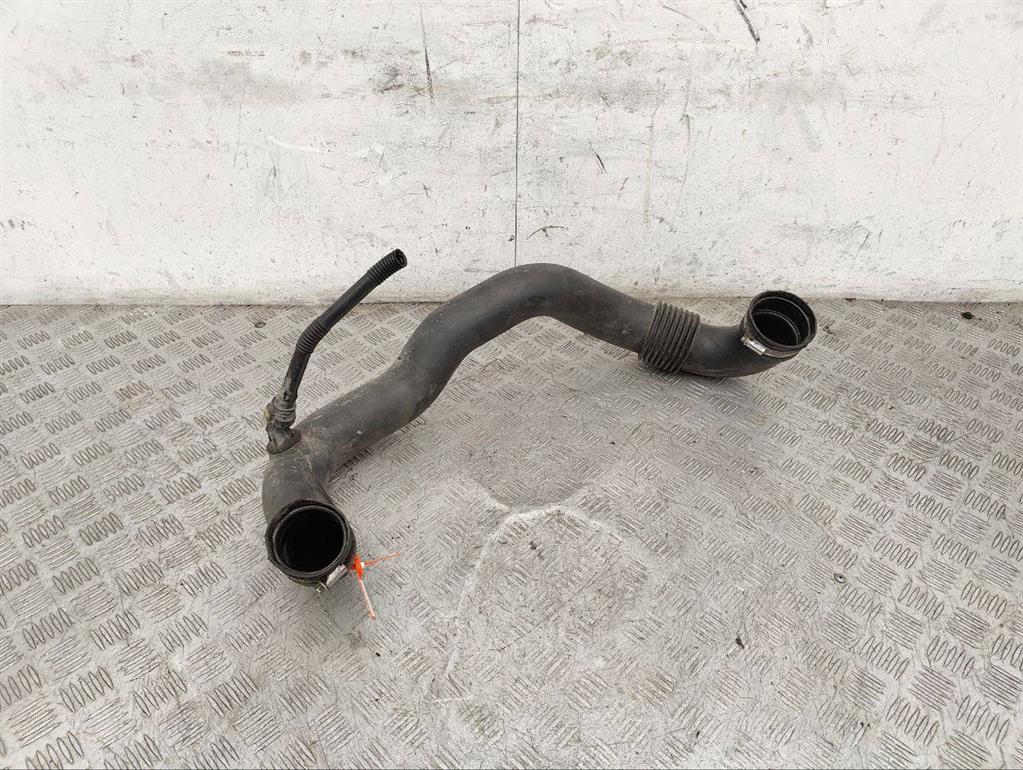 Патрубок интеркулера