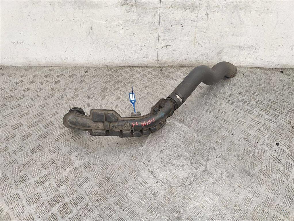 Патрубок интеркулера