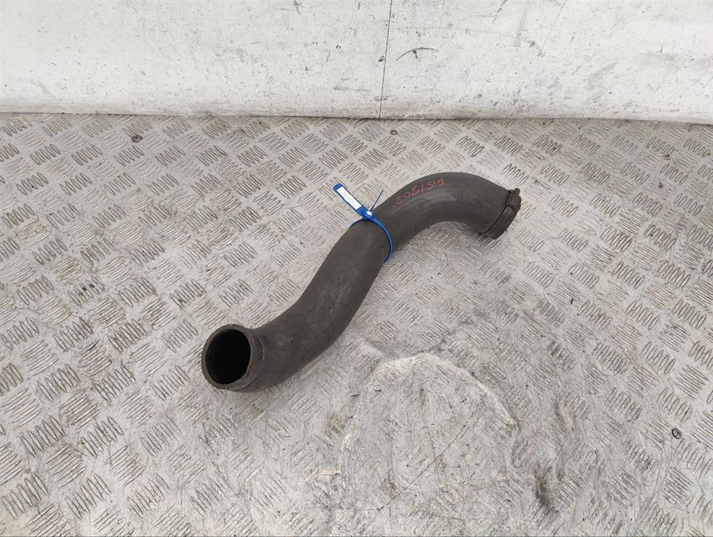 Патрубок интеркулера